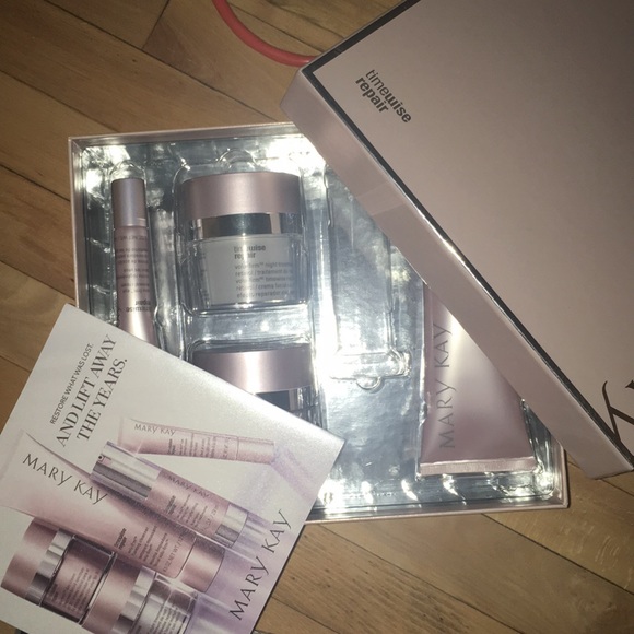 Sold - Picture 3 of 4